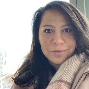 Meet your Posher, Kharis